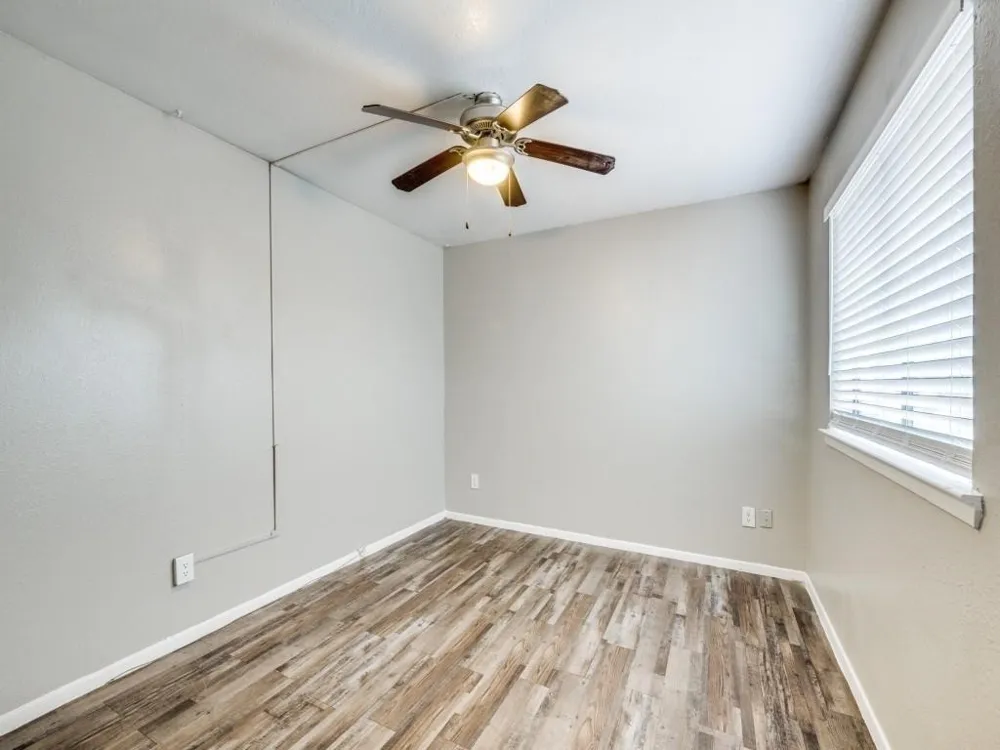 1122 Millview Drive #1202 Arlington, TX 76012
