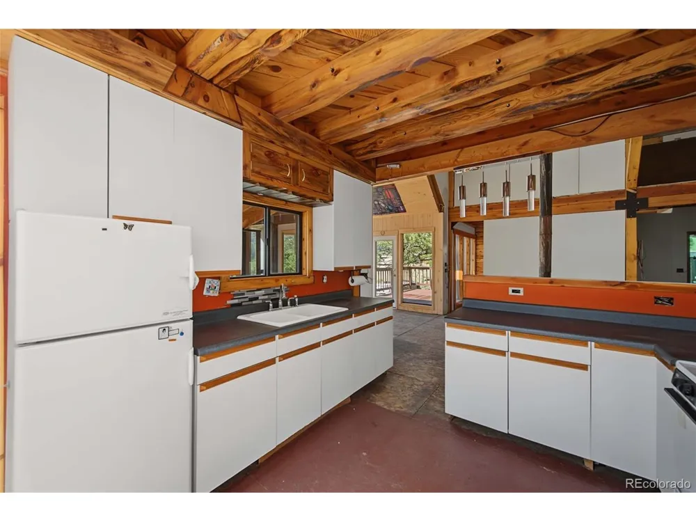 1661 Good Hope Drive Westcliffe, CO 81252