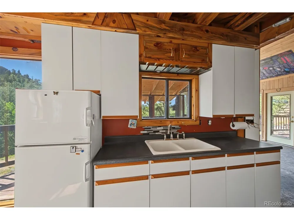 1661 Good Hope Drive Westcliffe, CO 81252