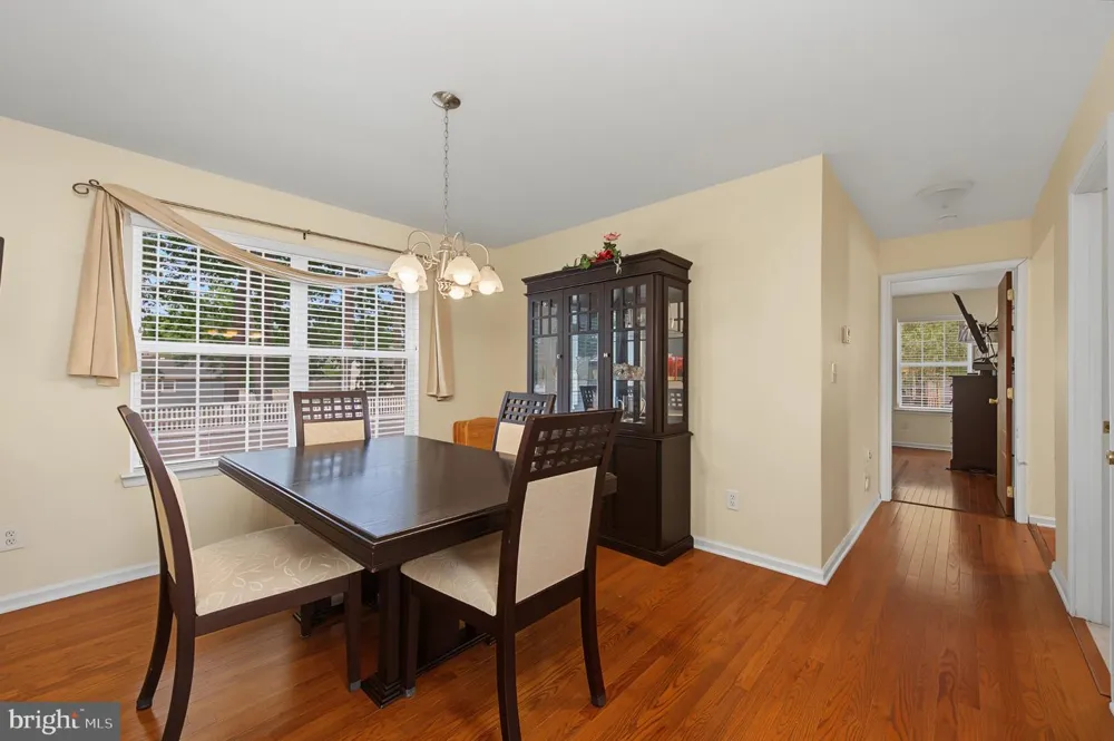 20 GOLF DRIVE Mays Landing, NJ 08330