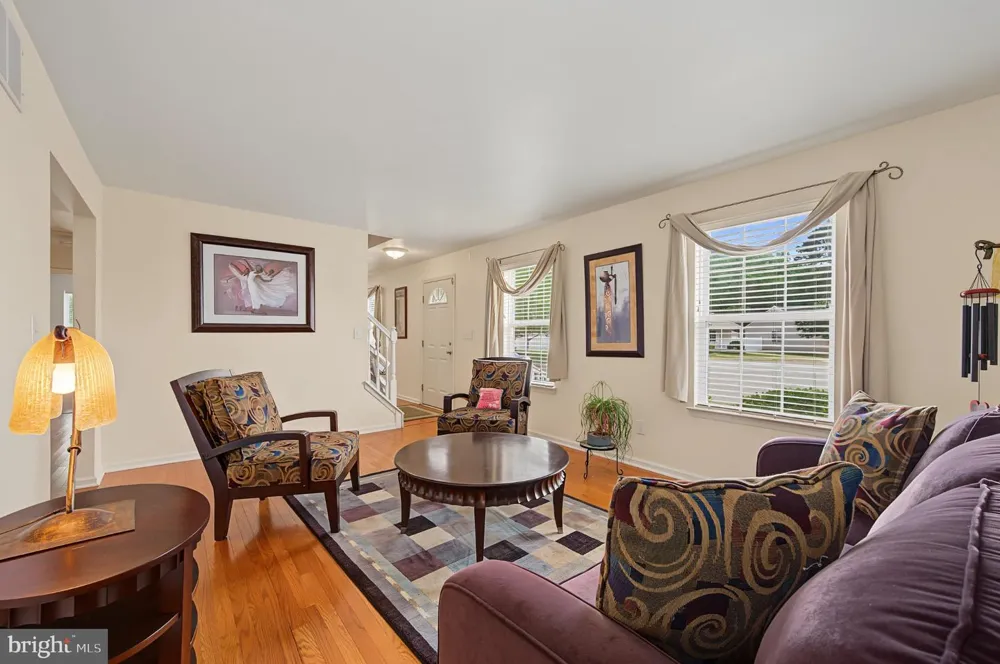 20 GOLF DRIVE Mays Landing, NJ 08330