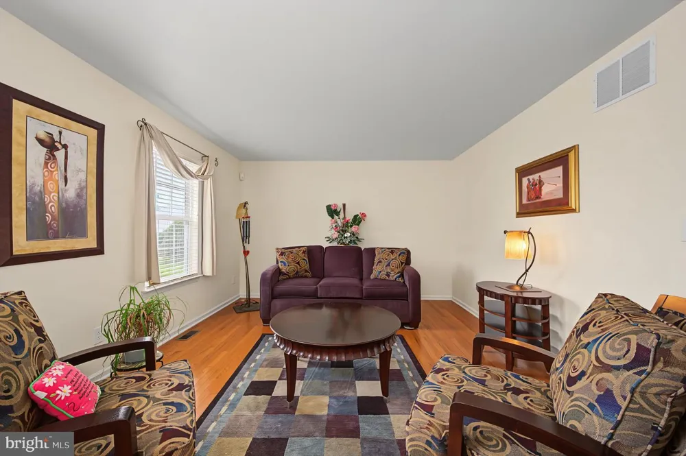 20 GOLF DRIVE Mays Landing, NJ 08330