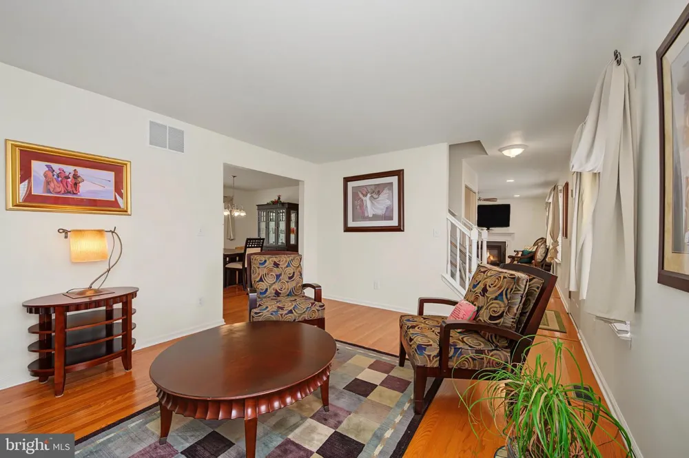 20 GOLF DRIVE Mays Landing, NJ 08330