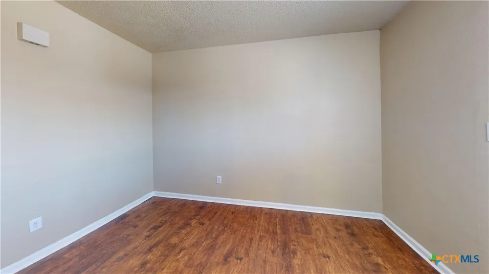 915 S 15th Street #925 Copperas Cove, TX 76522