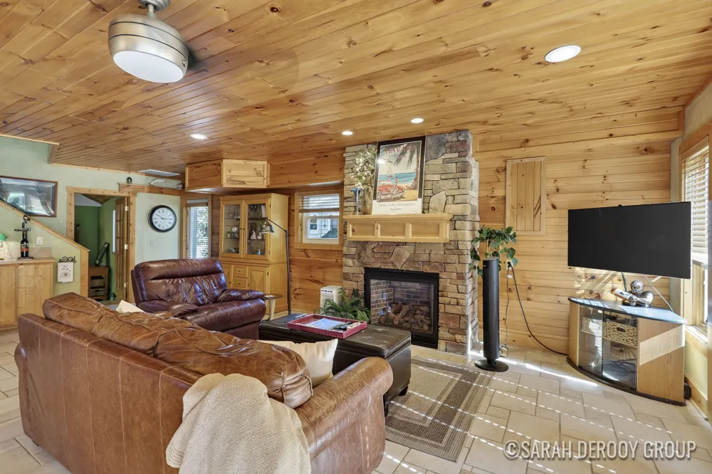 2265 Center Court Pierson, MI 49339