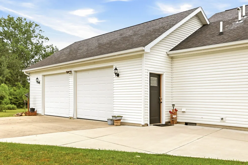 3135 Lee Hill Road Caro, MI 48723