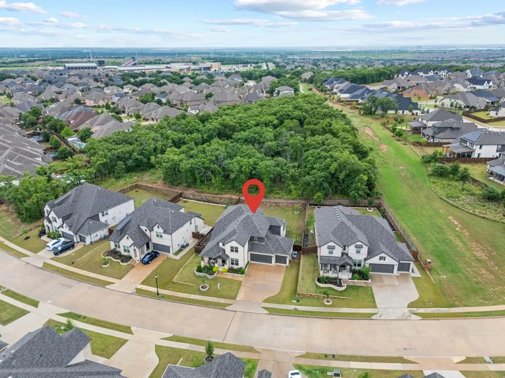 10736 Smoky Oak Trail Argyle, TX 76226