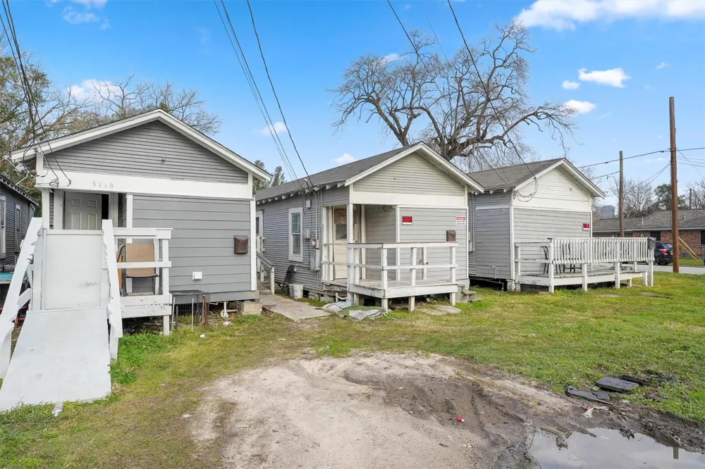 3706 Delano Street Houston, TX 77004