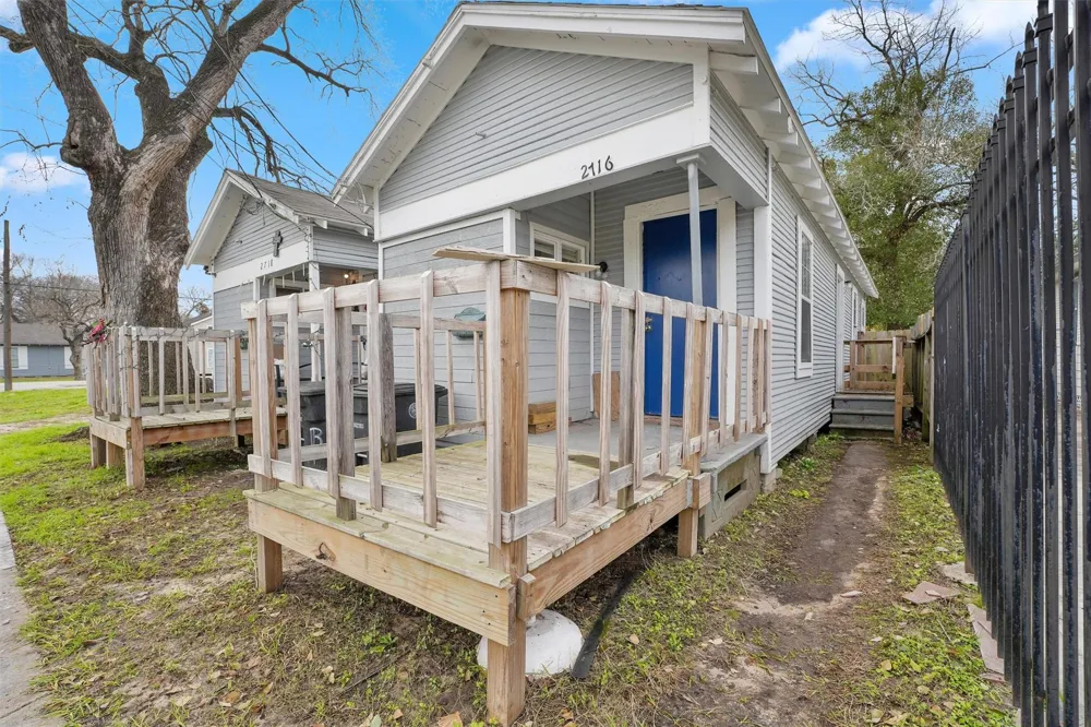 3706 Delano Street Houston, TX 77004