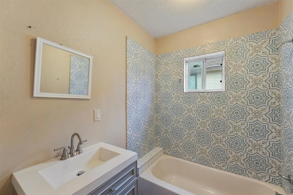 3706 Delano Street Houston, TX 77004