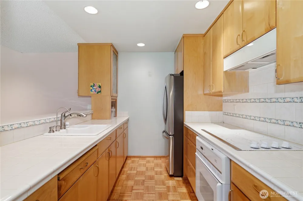 4415 145th Avenue NE #H2 Bellevue, WA 98007
