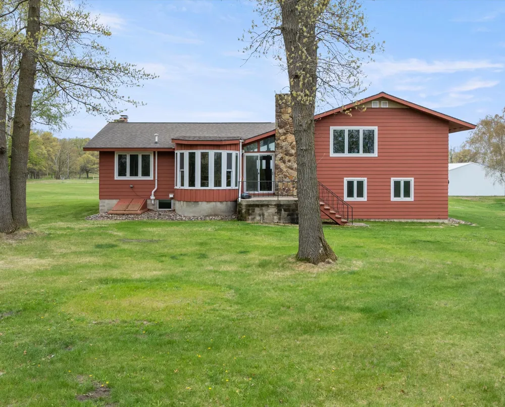 24732 US Frontage Staples, MN 56479