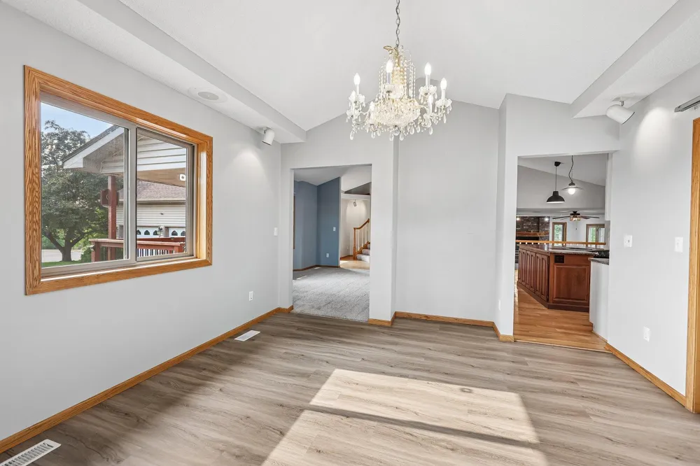 597 Viking Drive E Little Canada, MN 55117