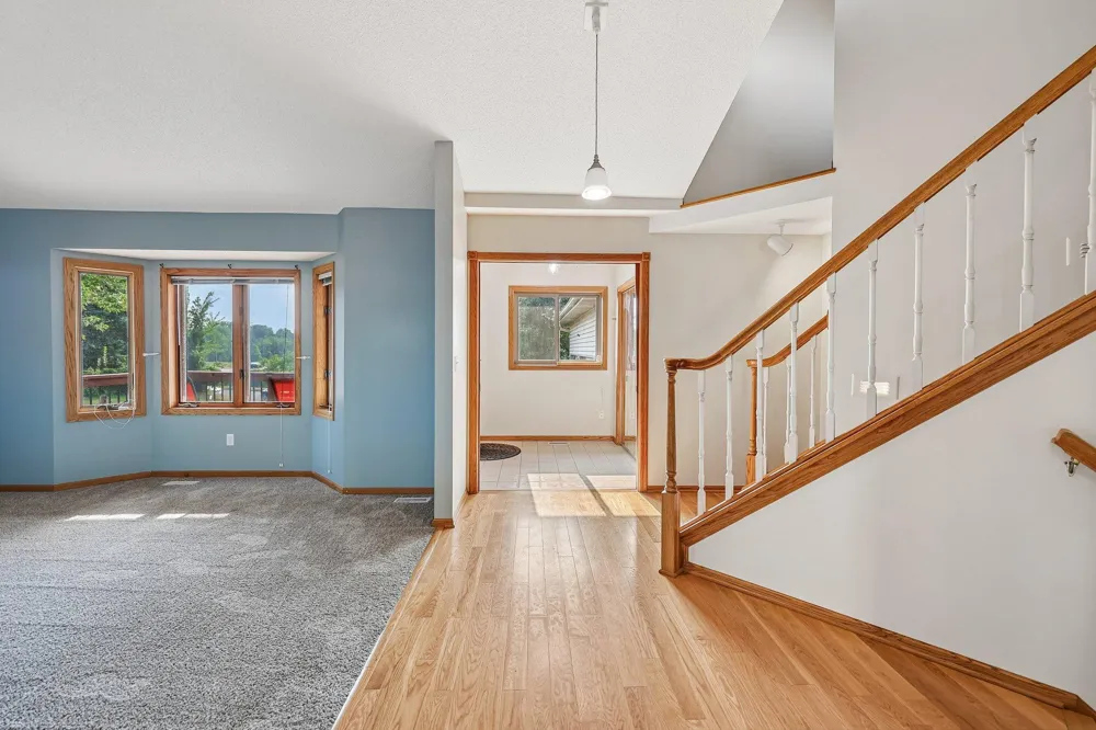 597 Viking Drive E Little Canada, MN 55117