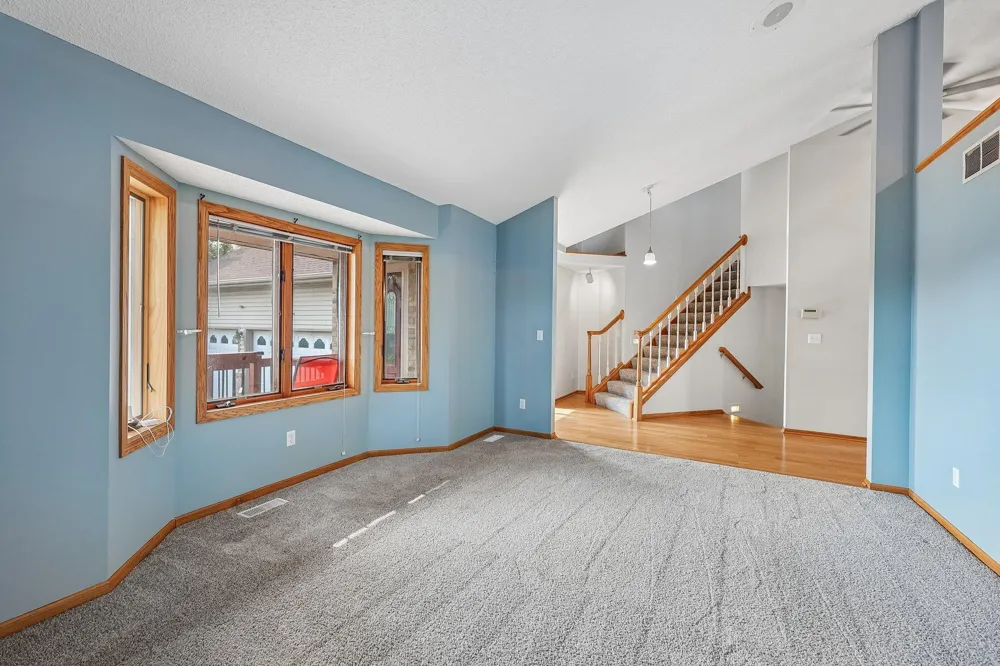 597 Viking Drive E Little Canada, MN 55117