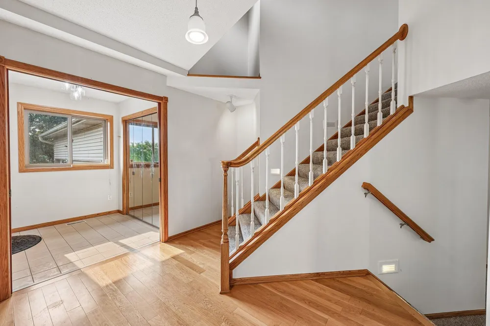 597 Viking Drive E Little Canada, MN 55117