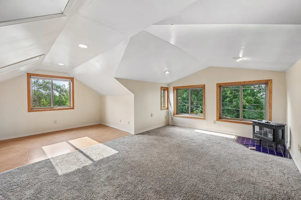 597 Viking Drive E Little Canada, MN 55117