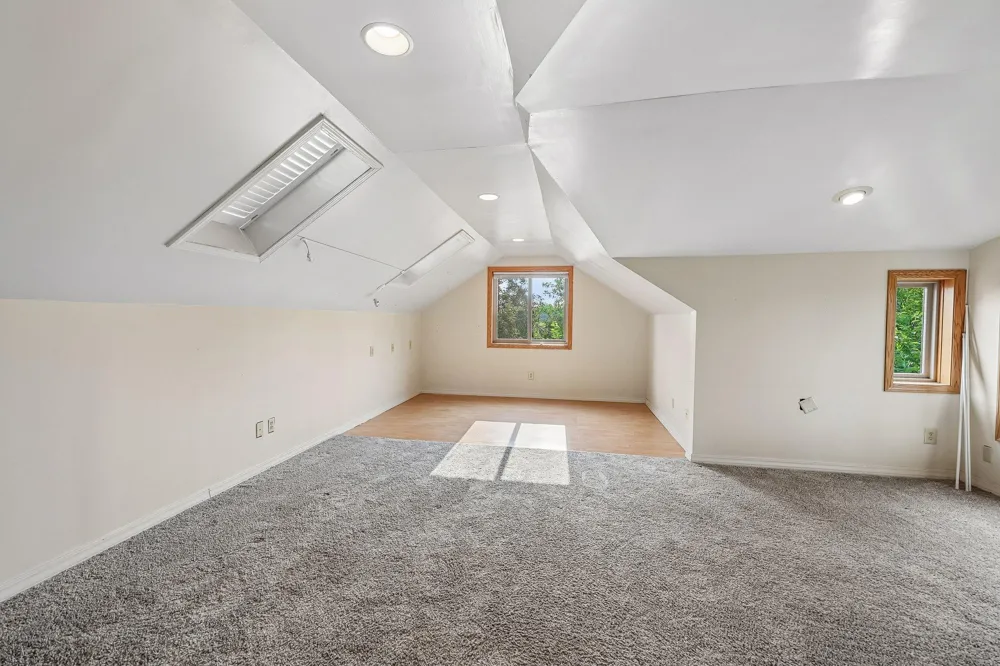 597 Viking Drive E Little Canada, MN 55117