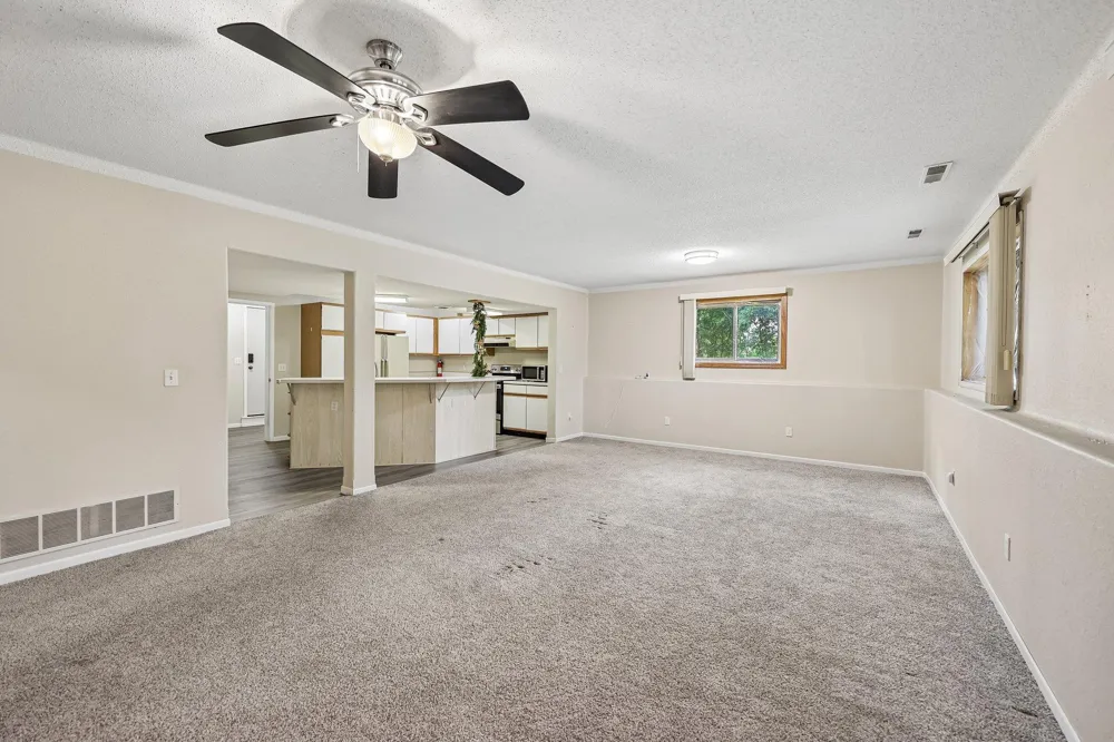 597 Viking Drive E Little Canada, MN 55117