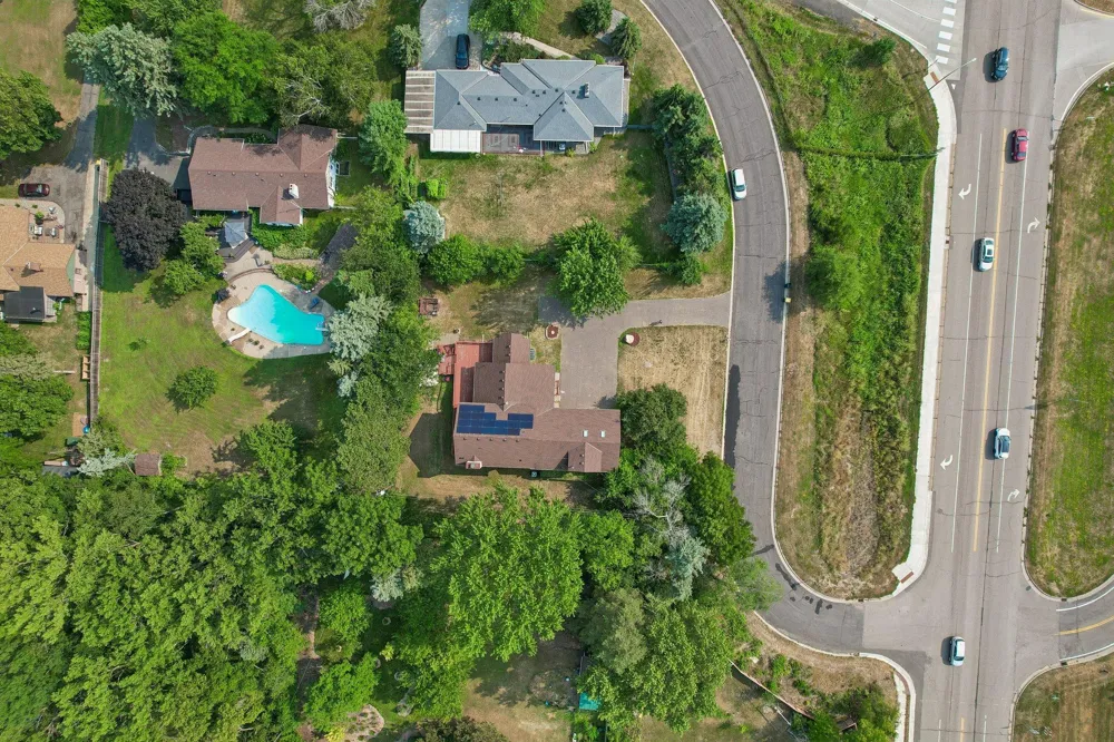 597 Viking Drive E Little Canada, MN 55117