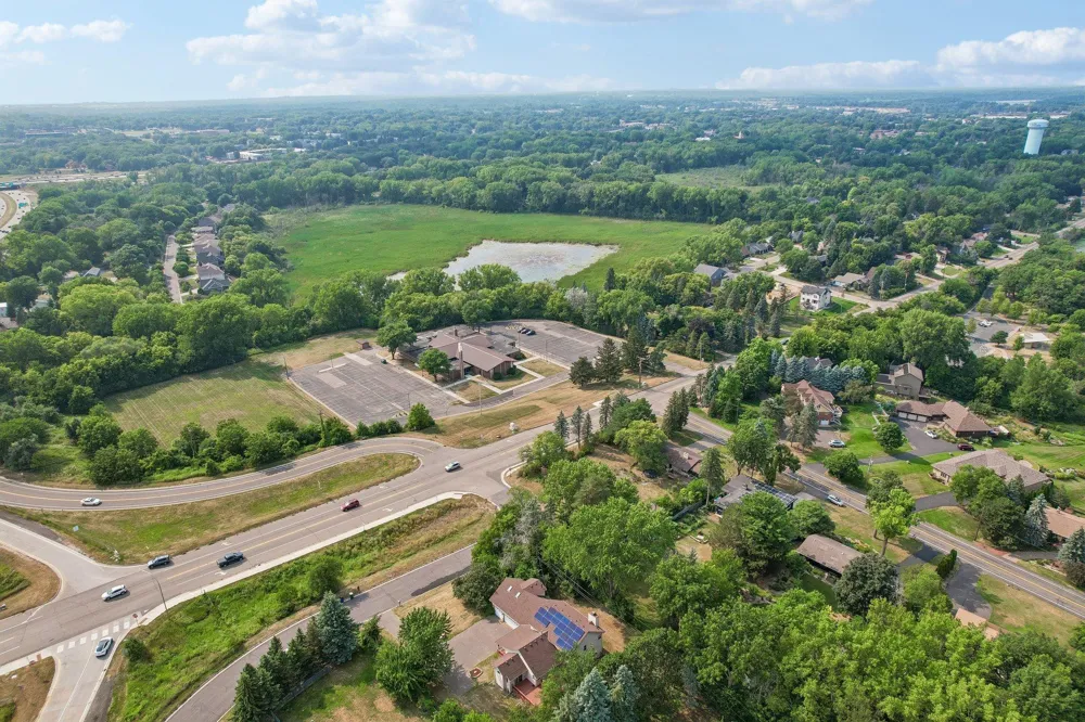 597 Viking Drive E Little Canada, MN 55117