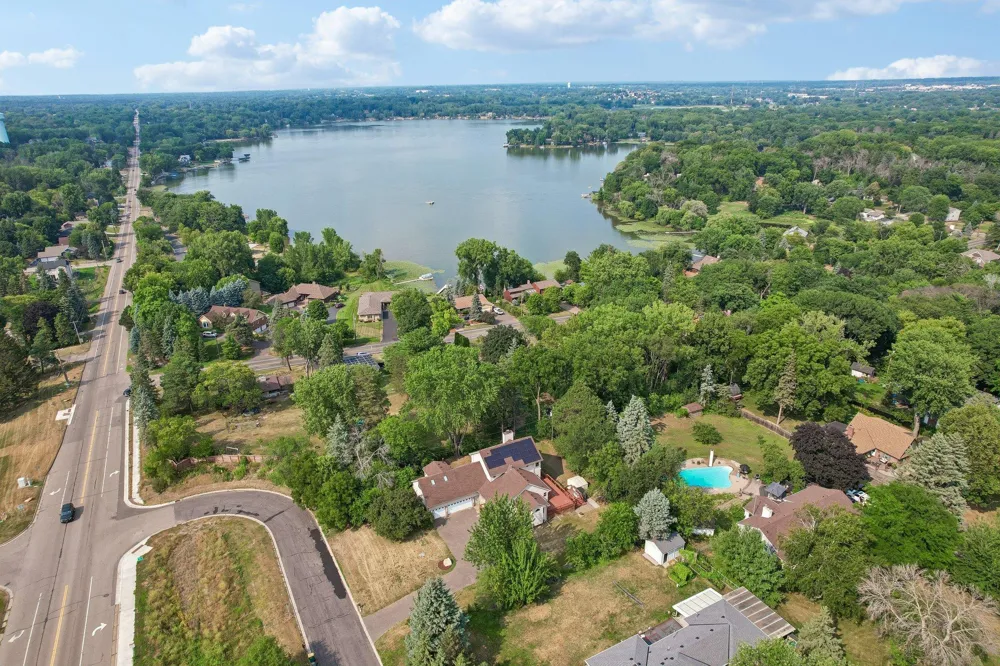 597 Viking Drive E Little Canada, MN 55117