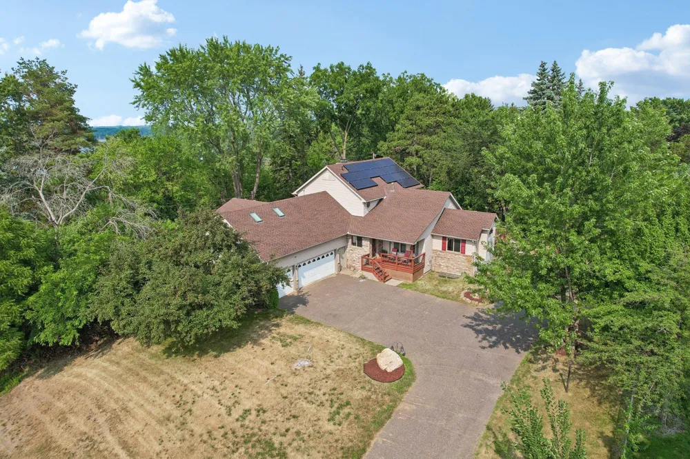 597 Viking Drive E Little Canada, MN 55117