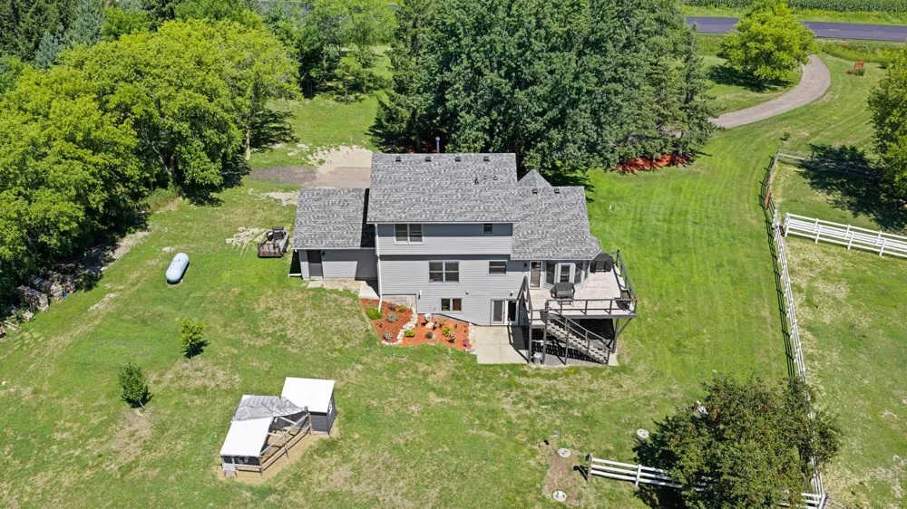433 County Road 39 NW Monticello, MN 55362