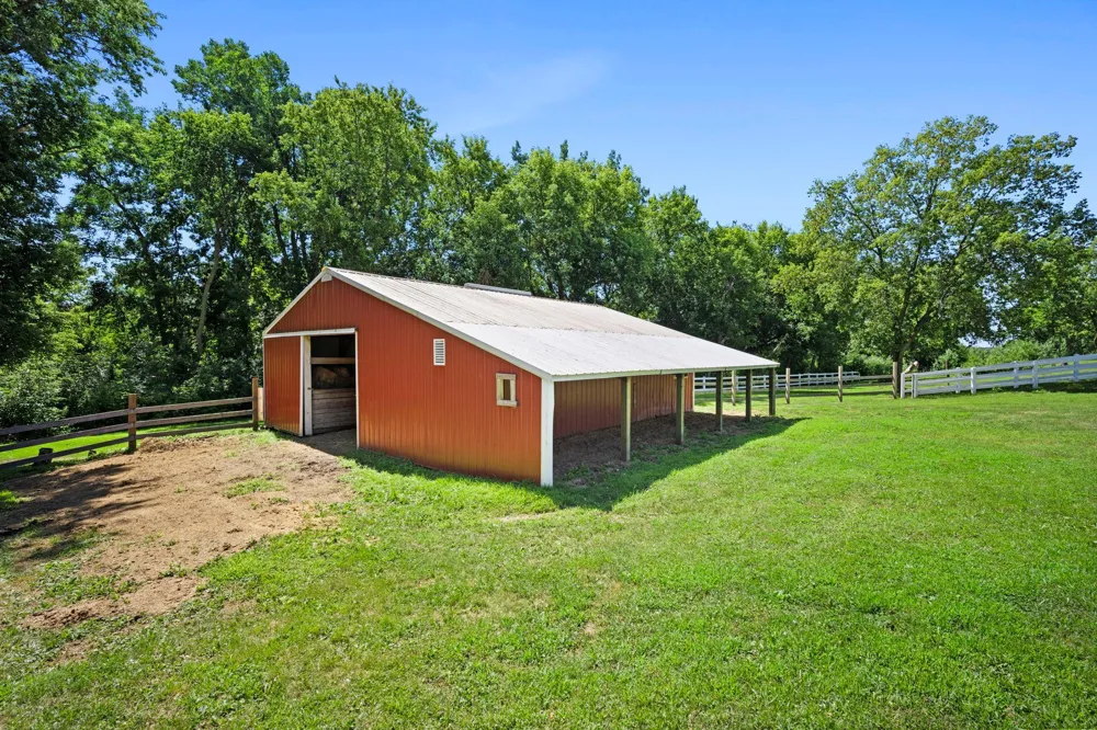 433 County Road 39 NW Monticello, MN 55362