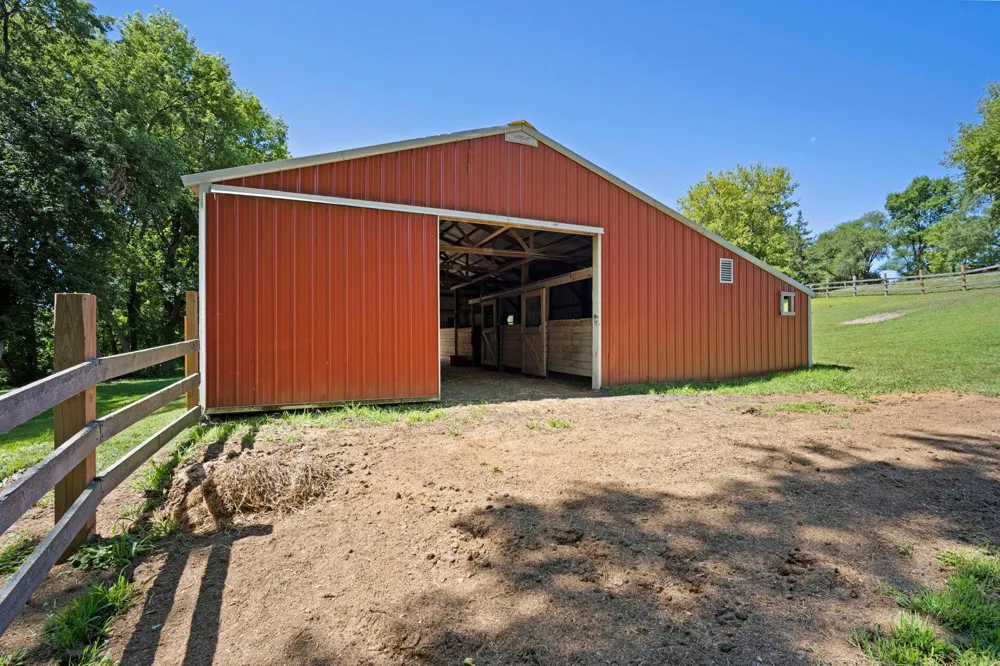433 County Road 39 NW Monticello, MN 55362