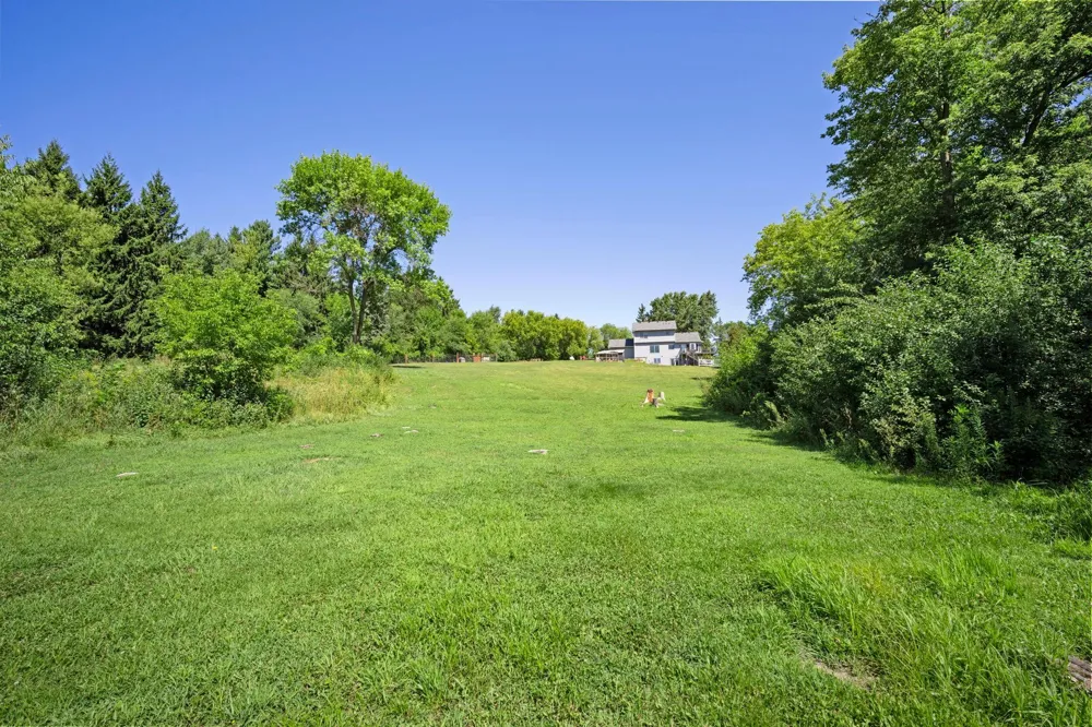 433 County Road 39 NW Monticello, MN 55362
