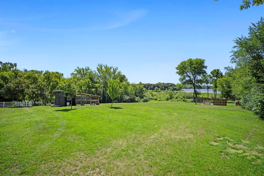 433 County Road 39 NW Monticello, MN 55362
