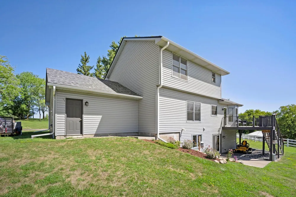 433 County Road 39 NW Monticello, MN 55362