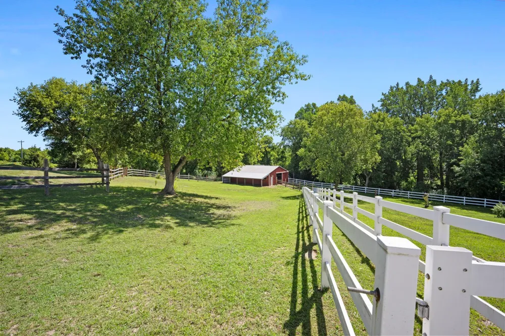 433 County Road 39 NW Monticello, MN 55362