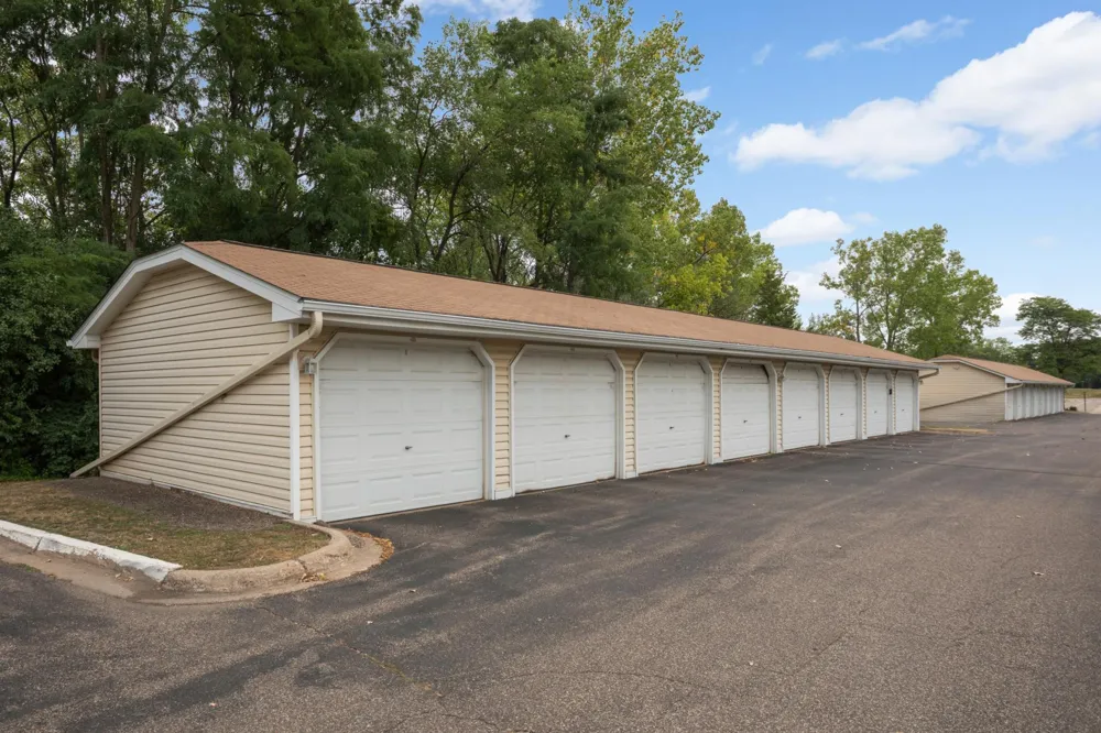 3345 Nevada Avenue #4503 Crystal, MN 55427