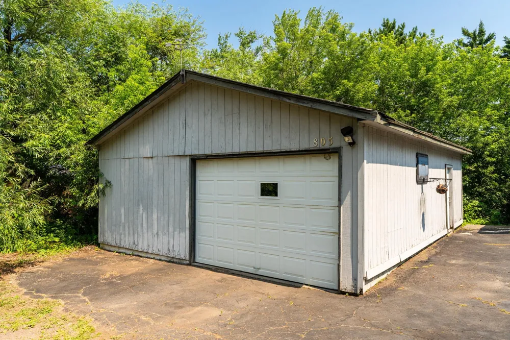 805 W 10th Street Duluth, MN 55806