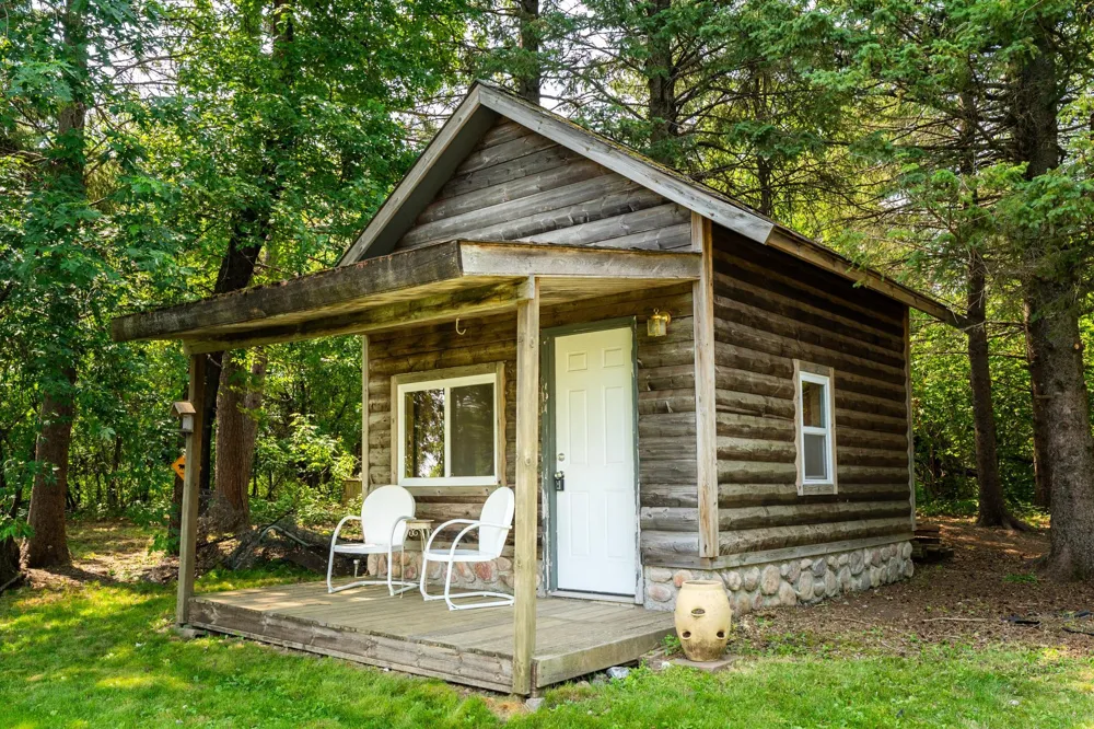805 W 10th Street Duluth, MN 55806