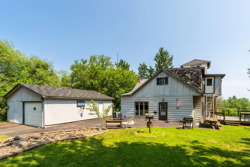 805 W 10th Street Duluth, MN 55806