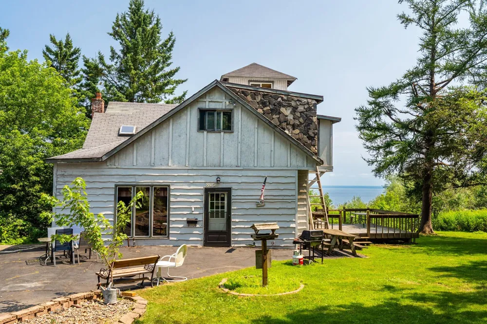 805 W 10th Street Duluth, MN 55806