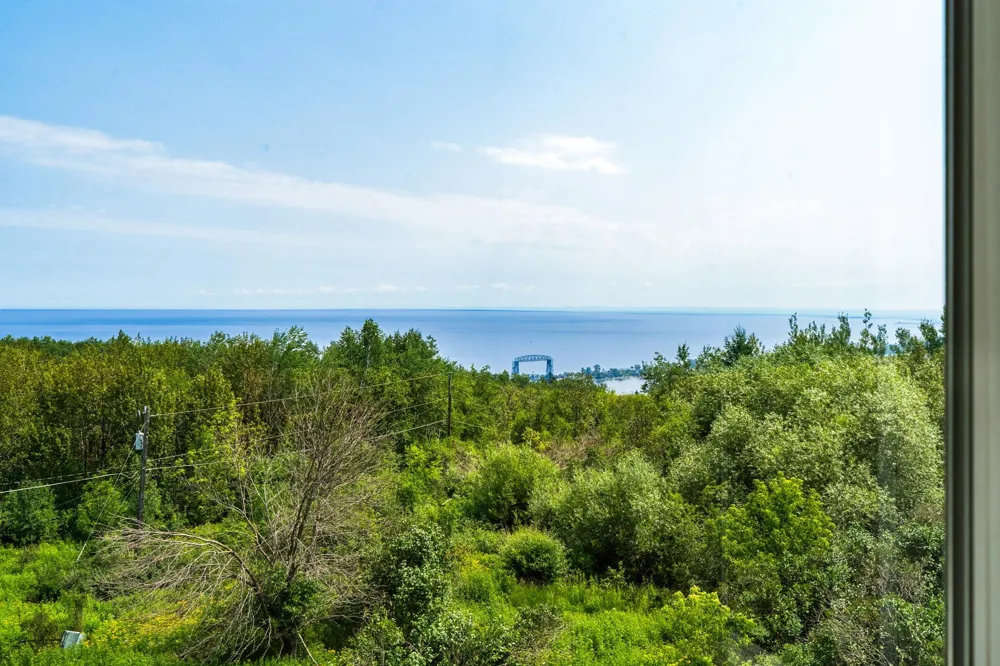 805 W 10th Street Duluth, MN 55806