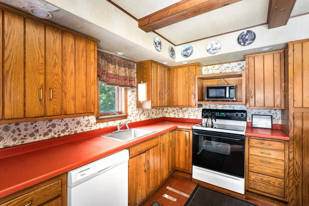 805 W 10th Street Duluth, MN 55806