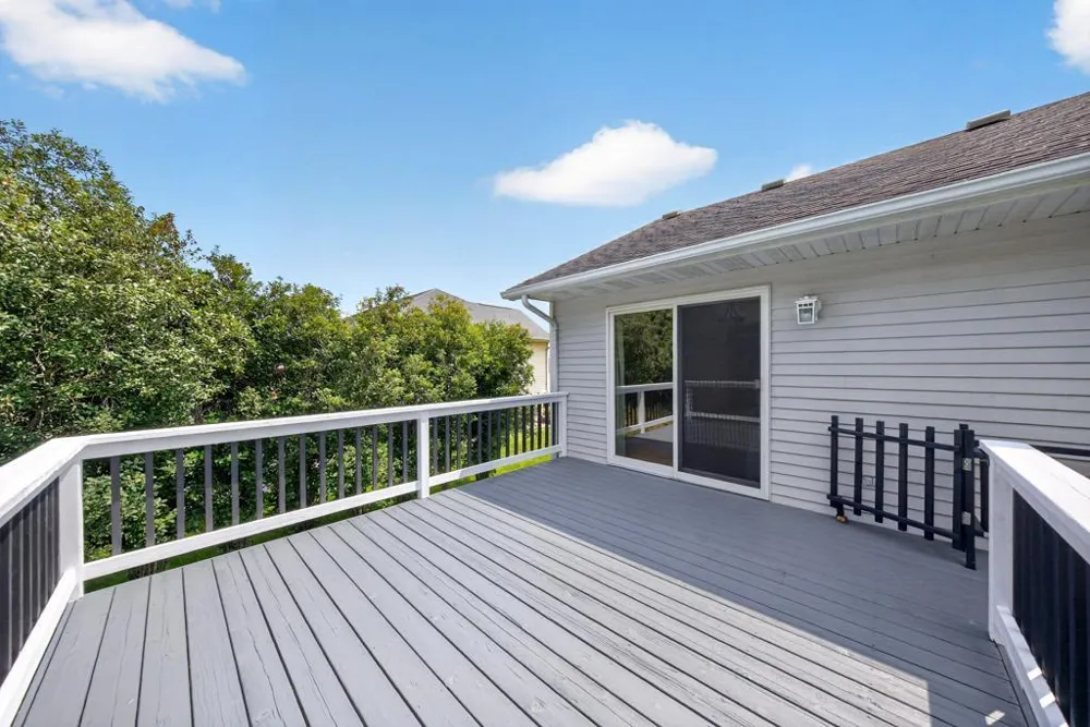 290 5th Avenue SE Plainview, MN 55964