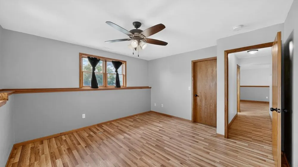 290 5th Avenue SE Plainview, MN 55964