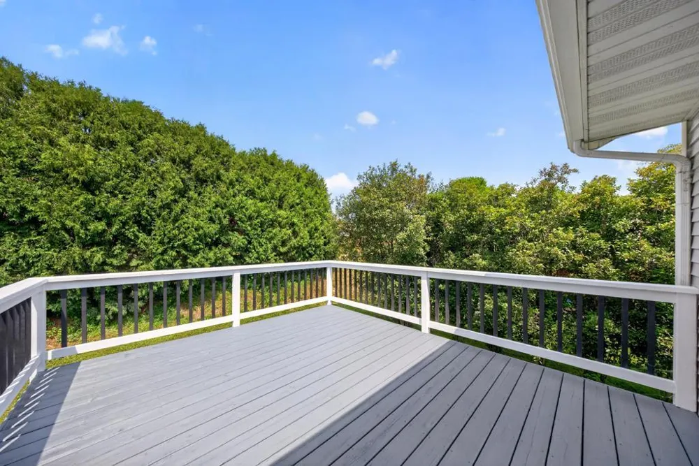 290 5th Avenue SE Plainview, MN 55964