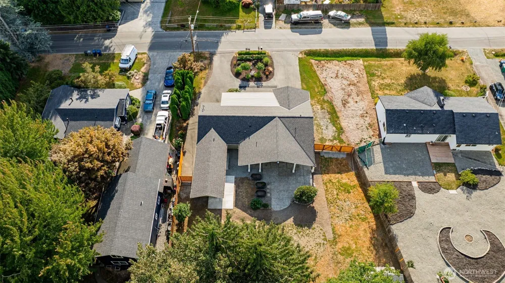23105 32nd Avenue W Brier, WA 98036