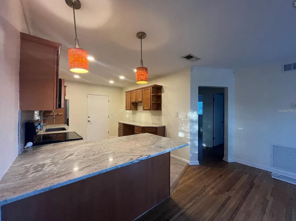 1315 E CENTRAL BOULEVARD Orlando, FL 32801