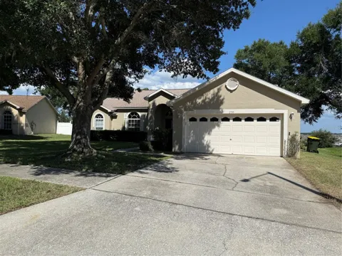 2735 CEDARIDGE CIRCLE