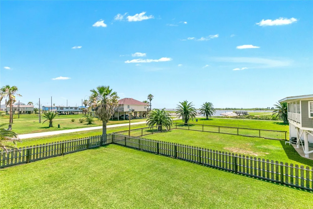 1319 Middle Street Surfside Beach, TX 77541