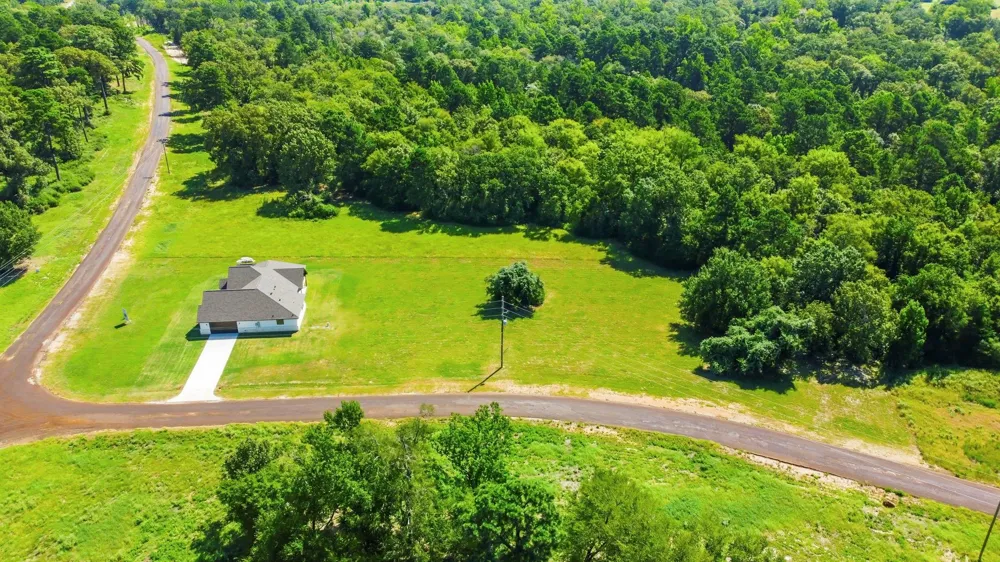 1322 Pr 1313 Centerville, TX 75833
