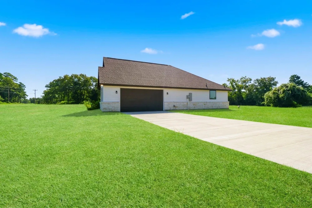1322 Pr 1313 Centerville, TX 75833